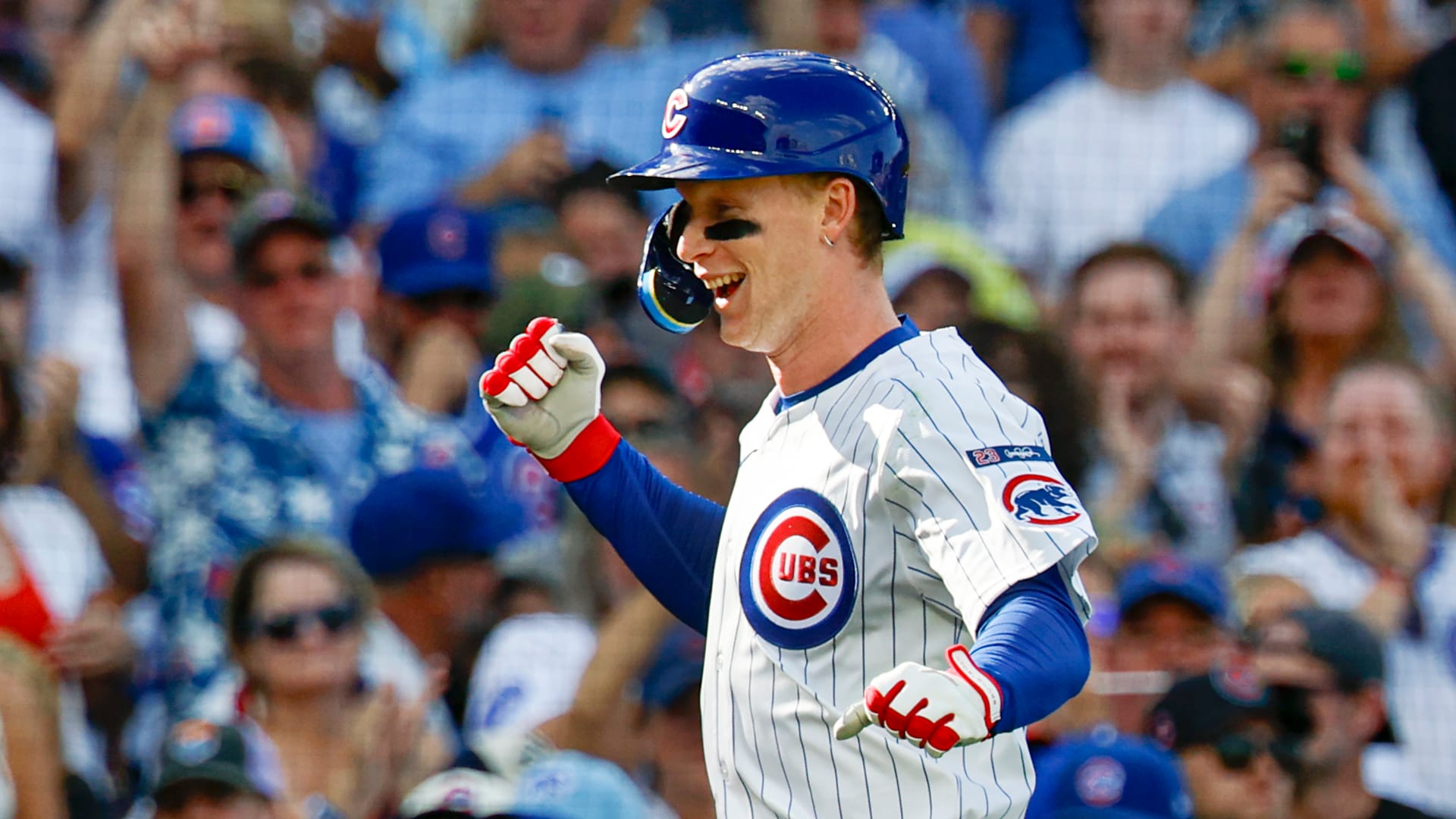 Chicago Cubs center fielder Pete Crow-Armstrong (4) rounds the bases after hitting a two-run home run against the St. Louis Cardinals during the eight inning at Wrigley Field. Mandatory Credit: Kamil Krzaczynski-Imagn Images