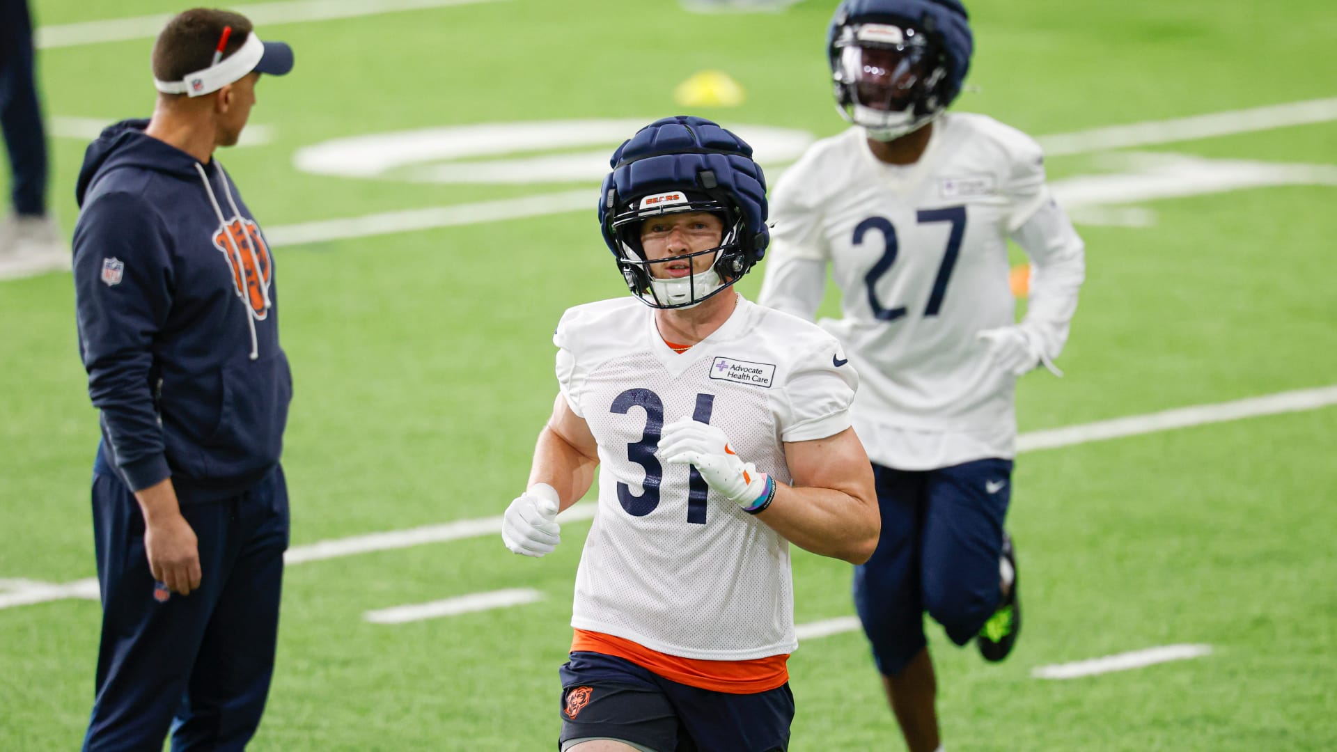 Chicago Bears defensive back Dillon Thieneman (31) runs during Rookie Minicamp at Halas Hall. Mandatory Credit: Kamil Krzaczynski-Imagn Images