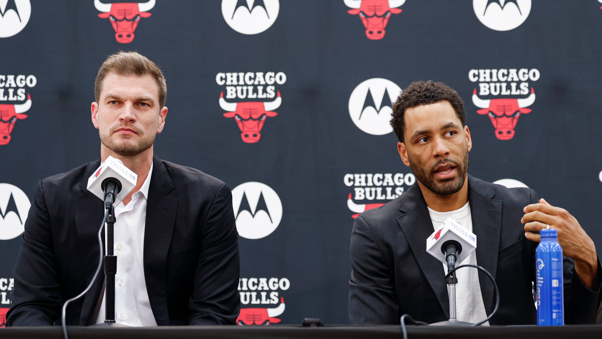 Chicago Bulls Executive Vice President of Basketball Operations Bryson Graham (R) introduces Chicago Bulls new head coach Tiago Splitter (L) during a press conference at Advocate Center. Mandatory Credit: Kamil Krzaczynski-Imagn Images