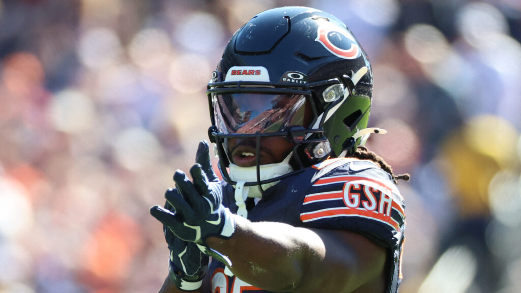 Oct 4, 2026; Chicago, Illinois, USA; Chicago Bears running back Kyle Monangai (25) reacts after a play against the New York Jets during the second quarter at Soldier Field. Mandatory Credit: Mike Dinovo-Imagn Images