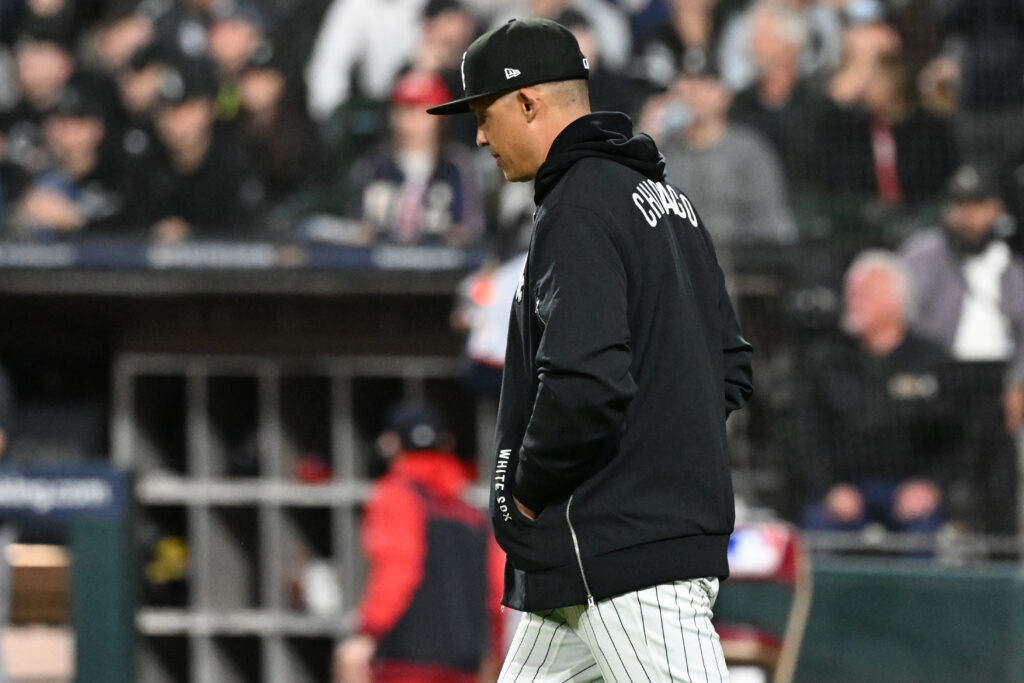 Oct 8, 2026; Chicago, Illinois, USA; Chicago White Sox manager Will Venable walks out to the mound to make a pitching change during the sixth inning against the Cleveland Guardians in game four of the ALDS for the 2026 MLB Playoffs at Rate Field.