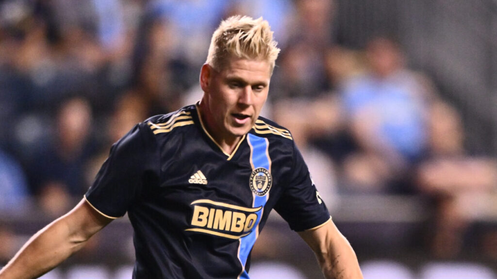 Jakob Glesnes to undergo sports hernia surgery, set to miss rest of season
