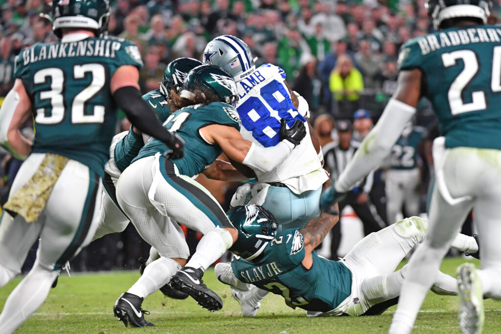 How did the Eagles hold on to beat Dallas? From wiping off sweat to aging in dog years, inside the defense’s critical stands