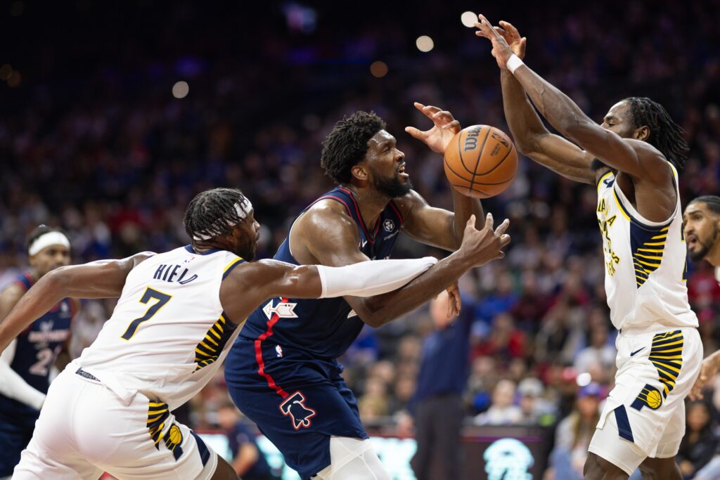 Embiid driving against the Pacers.