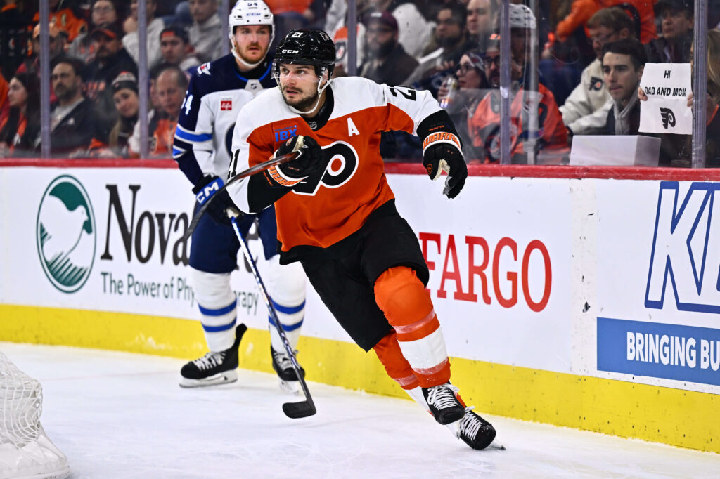 Scott Laughton wants to stay, but Thursday showed why Flyers open to moving him