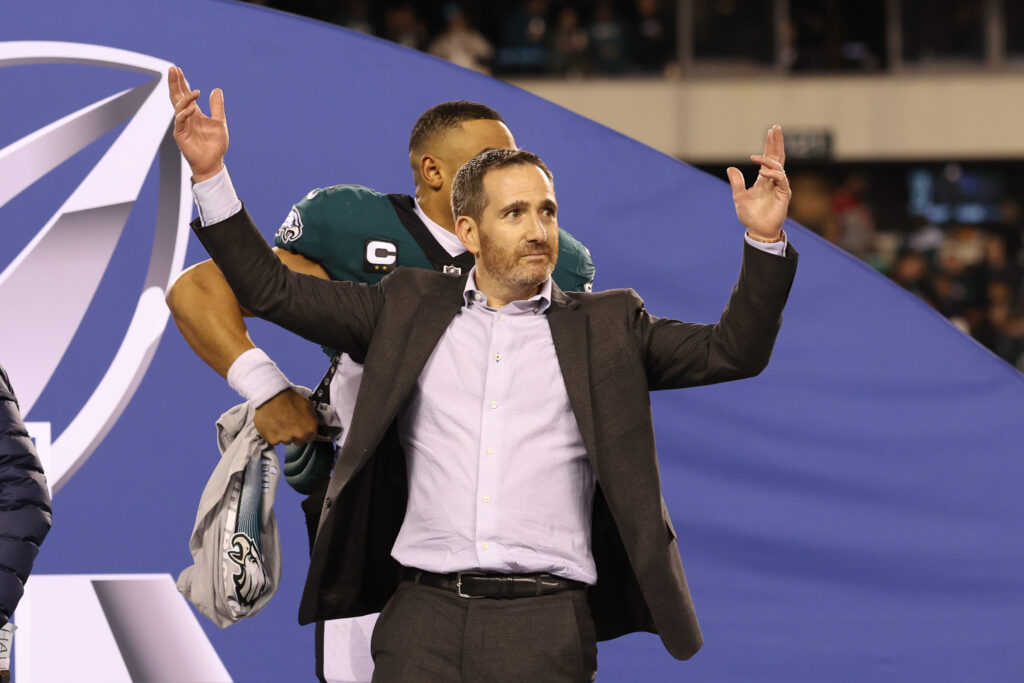Eagles mailbag: Defense’s upside with Vic Fangio, Howie Roseman’s job security, potential free agents
