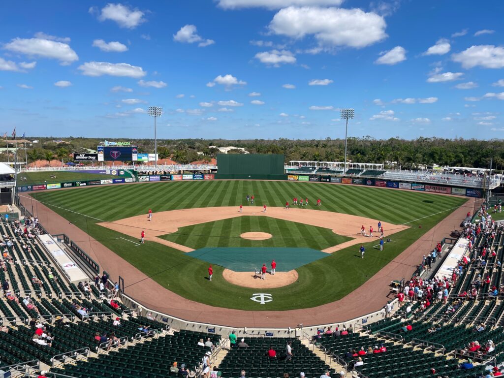 Phillies blow ninth inning lead for second straight day, tie Twins