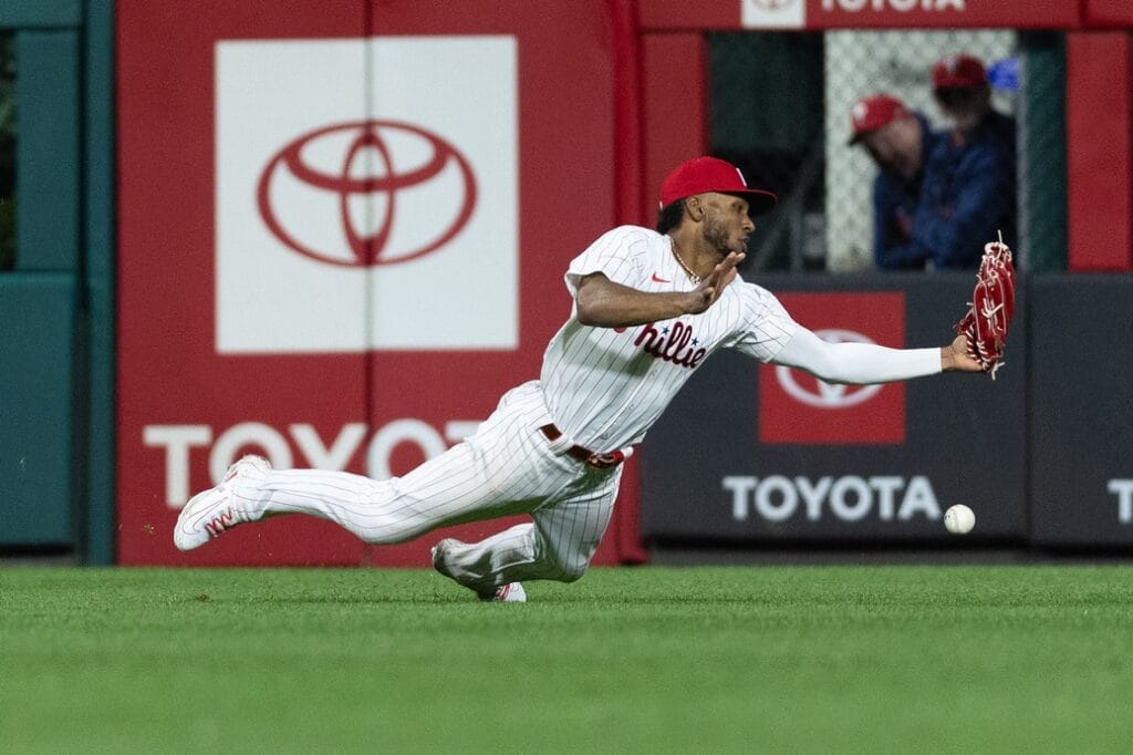 Phillies play sloppy baseball, win big anyway because LOLMets