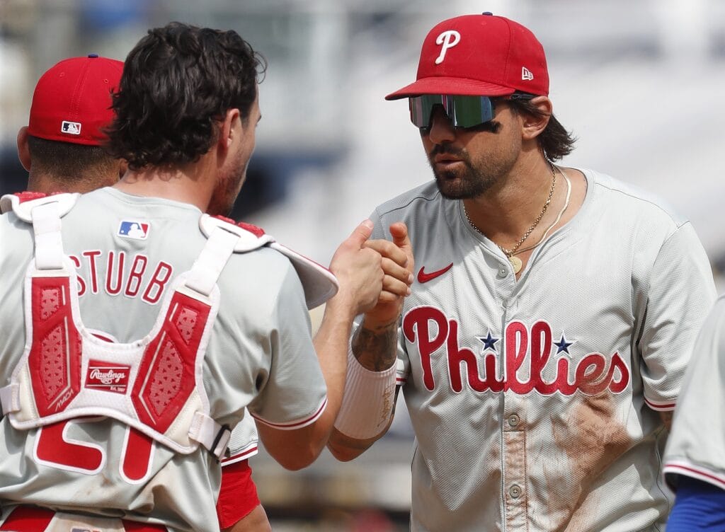 Phillies end Pittsburgh series on a high note
