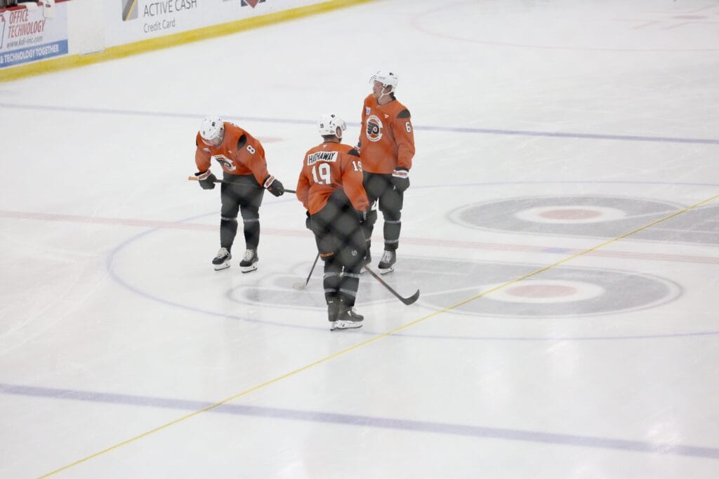 Flyers survive infamous John Tortorella rope skate, begin training camp healthy