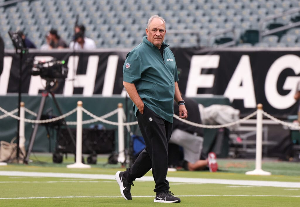 Vic Fangio’s Eagles adjustments took too much time to travel from the press box to the field