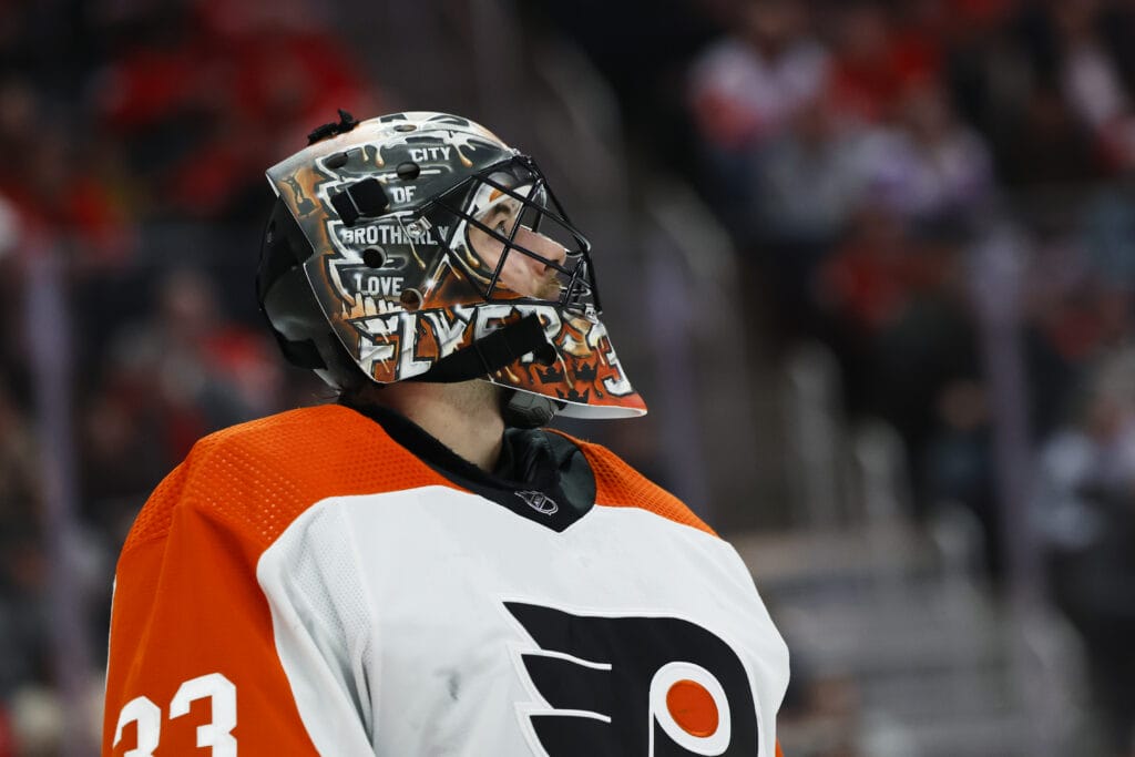 Instant reactions: Andrei Vasilevskiy, Brandon Hagel too much for sluggish Flyers