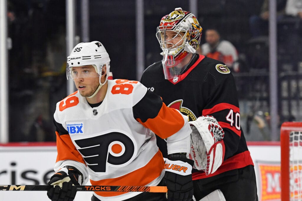 Cam Atkinson invites Flyers to his new Tampa house for dinner as his old club looks to right the ship
