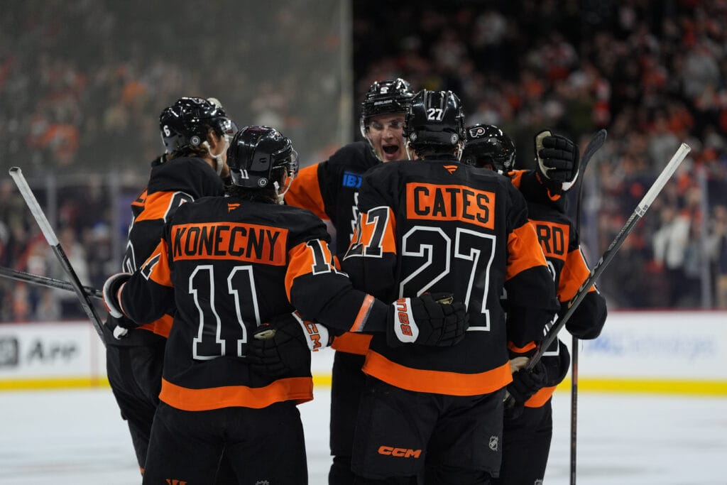 Flyers finally win a normal one, cruise to 5-2 victory over Sabres