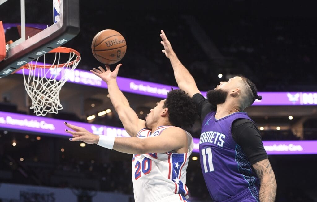 Paul George carries Sixers to must-have win vs. Charlotte