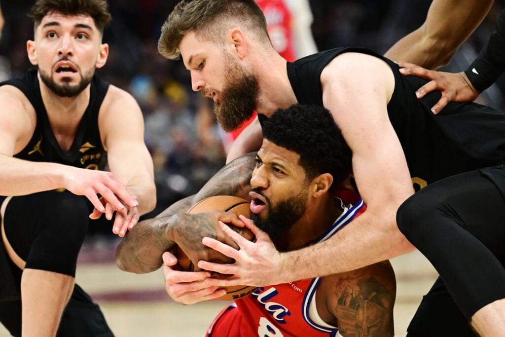Sixers blown out by Cavs in headless chicken performance