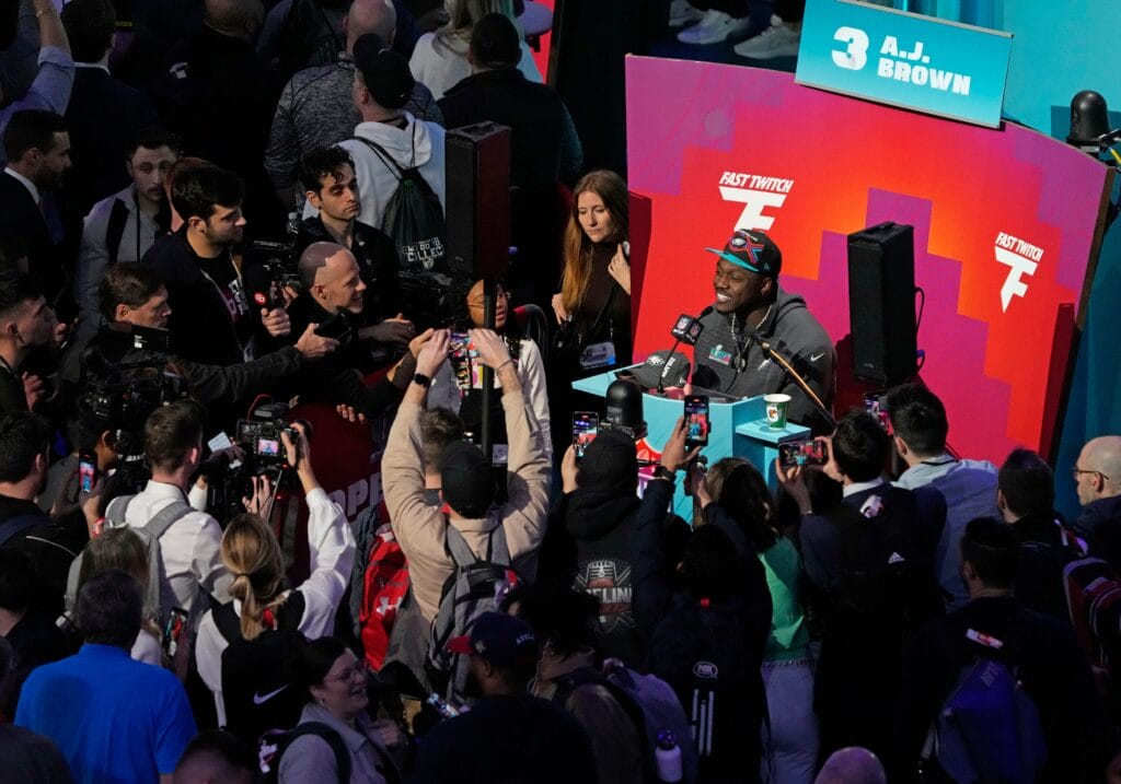 A.J. Brown feels like a ‘paid actor’ during Eagles’ Super Bowl week. His preference? Listen to Alshon Jeffery