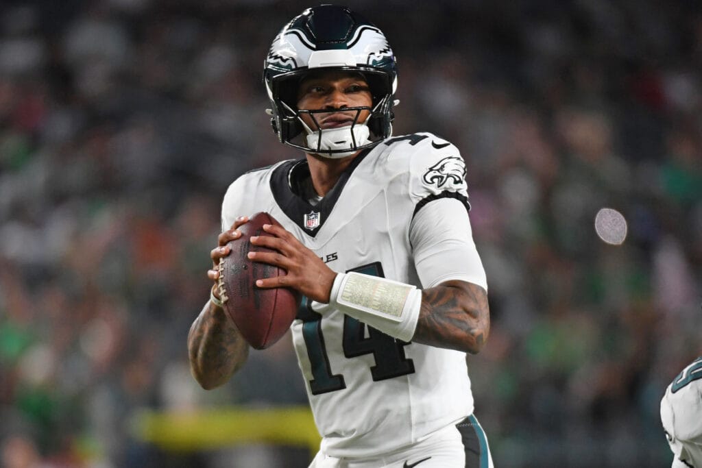 Eagles training camp report: Jakorian Bennett enters the CB2 fray while Dorian Thompson-Robinson pushes for QB3