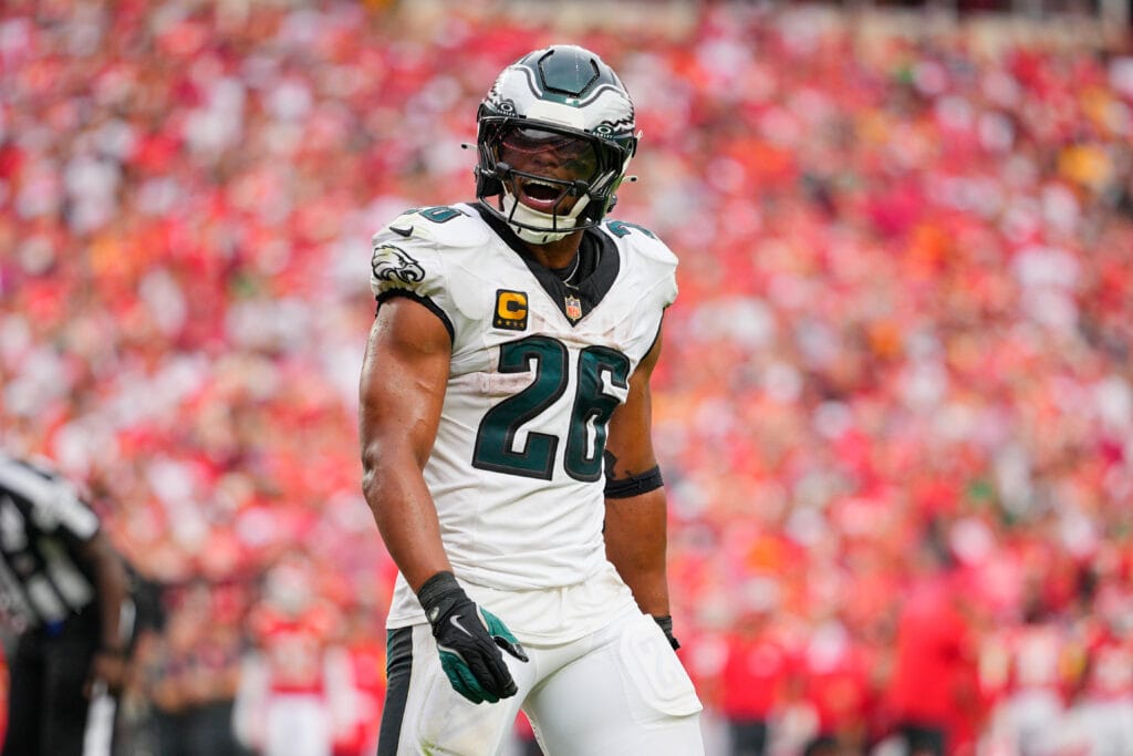 Eagles-Chiefs Instant Reactions: Vic Fangio’s defense, DeVonta Smith deep ball improves the Eagles to 2-0