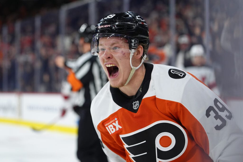 Instant reactions: Michkov, Konecny step up for BIG Flyers win