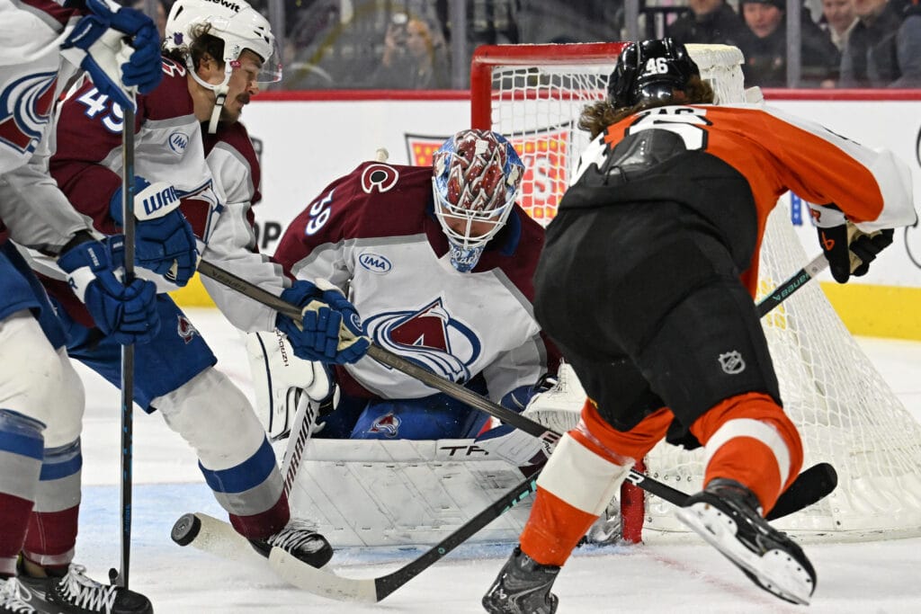 10 observations: Strong start and furious finish not enough to push Flyers to upset win over powerhouse Avalanche