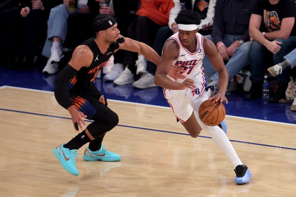 VJ Edgecombe, Tyrese Maxey come up big in win over Knicks