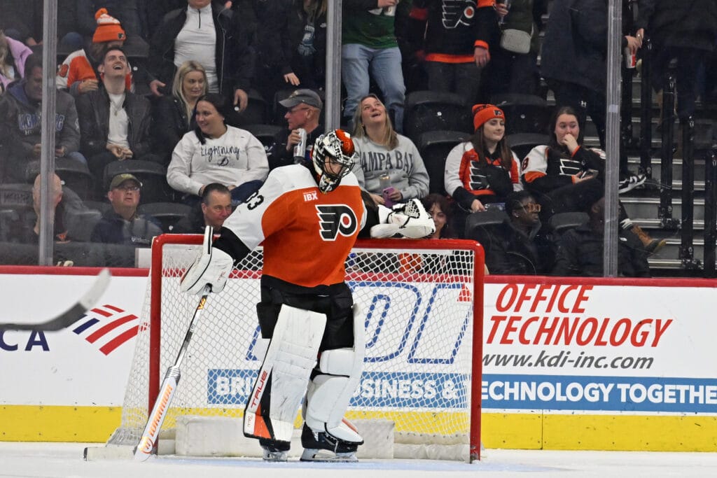 10 observations: Ersson, Flyers struggle as red-hot Tampa Bay cruises to blowout 7 -2 victory