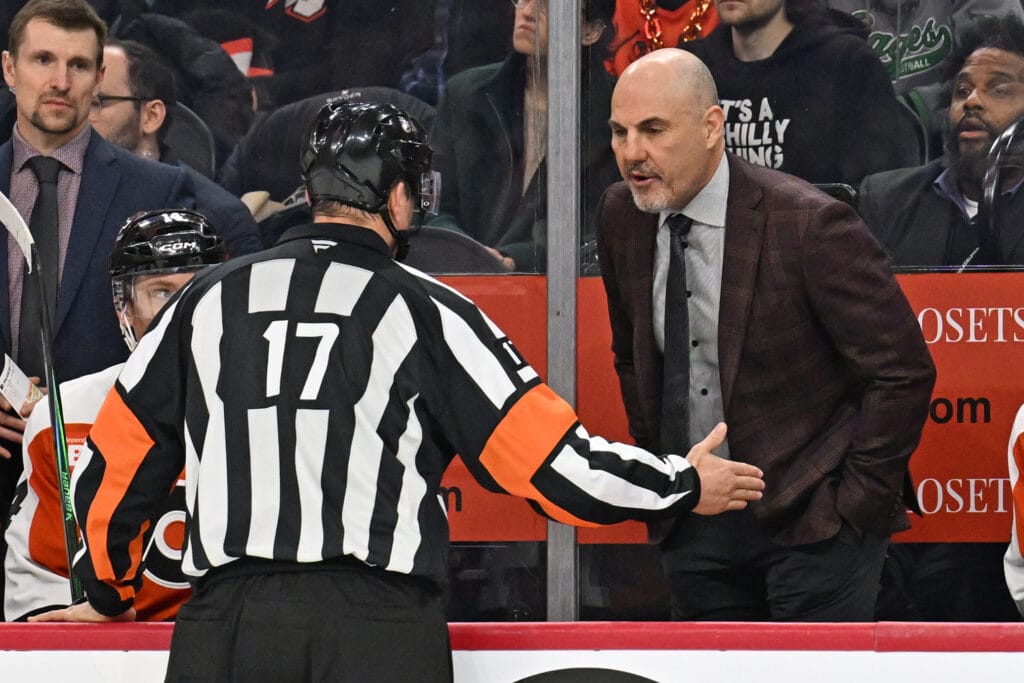 With discipline and bad penalties still an issue for Flyers, Tocchet threatens potential scratches