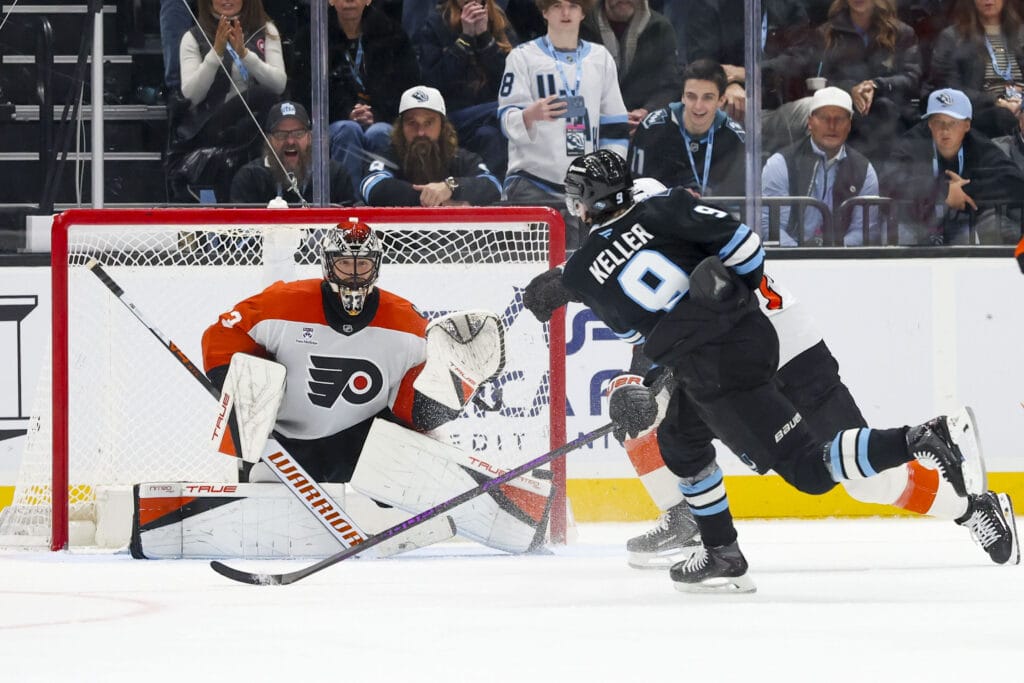 10 observations: Flyers squander two-goal third period lead in epic choke in Utah, lose to Mammoth 5-4 in overtime