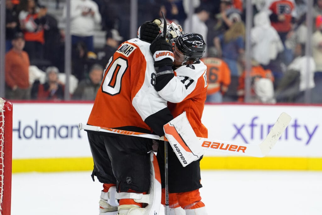 10 observations: Dan Vladar leads the way as Flyers win second straight, take down red-hot Bruins