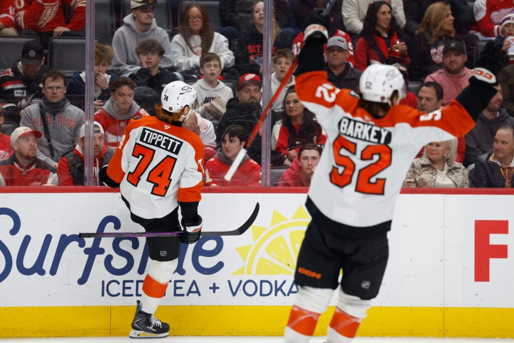 5 observations: Owen Tippett leads the way as Flyers storm out to big lead over Red Wings, hang on for huge 5-3 win