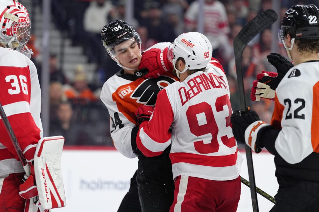 10 observations: Flyers control play against Detroit but lack of finish, defensive breakdowns send them to crushing 4-2 loss