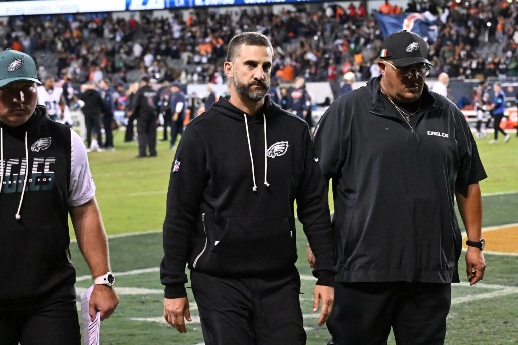 Eagles head coach Nick Sirianni leaves the field after the game against the Chicago Bears at Soldier Field. Mandatory Credit: Matt Marton-Imagn Images