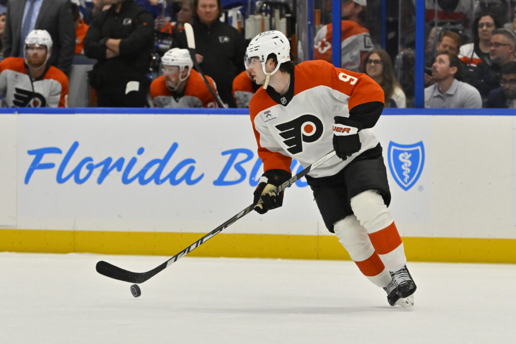 5 observations: Flyers’ winless streak to start season hits 5, but first positive signs emerge