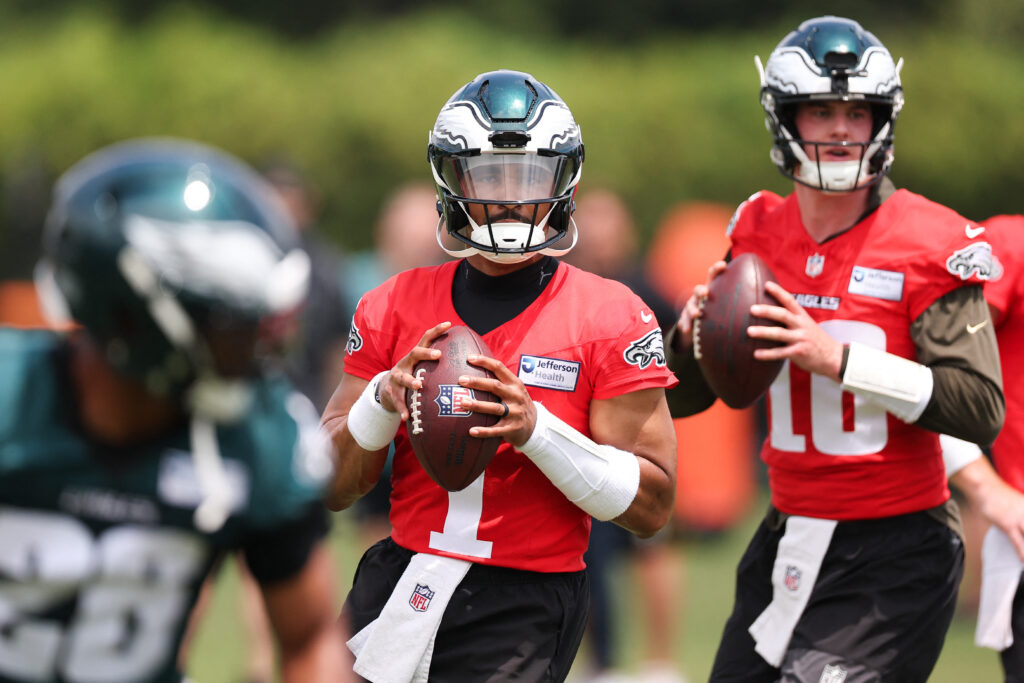 Jalen Hurts’ blood clot next chapter in bizarre Eagles season — let’s get weird