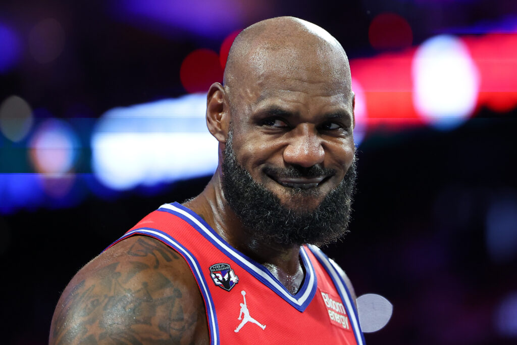 As Sixers move to 5-1, the real LeBron James emerges vs. Knicks